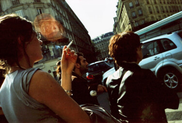 Jeune femme à la cigarette